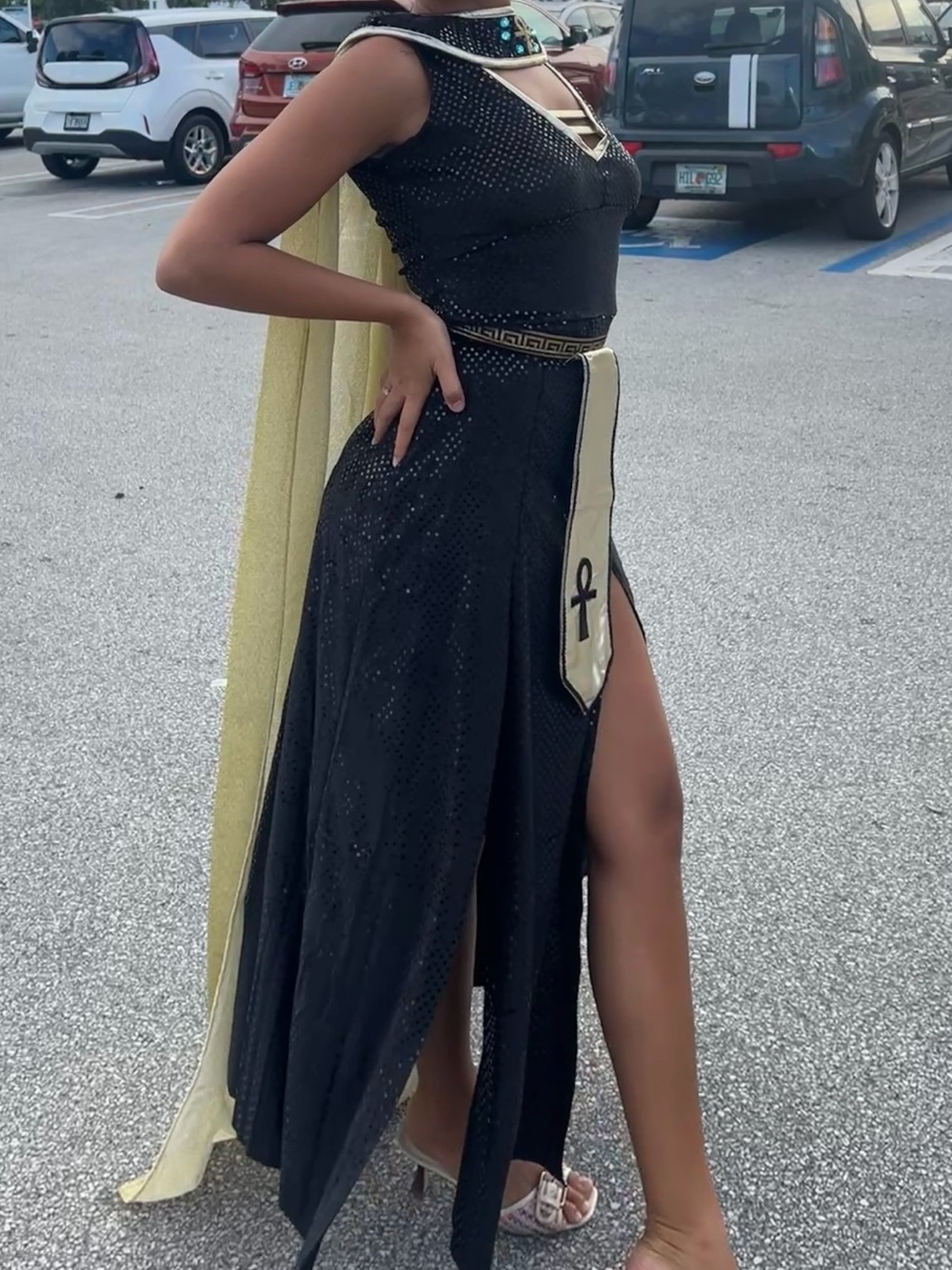Spirit Black and Gold Egyptian Queen Costume - Picture 7 of 10